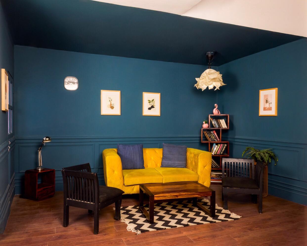 Modern Set — contemporary look